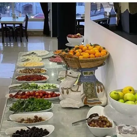Hera باموكاليه