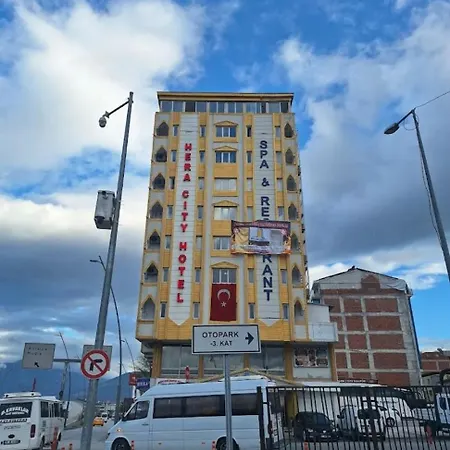 Hera 3* باموكاليه